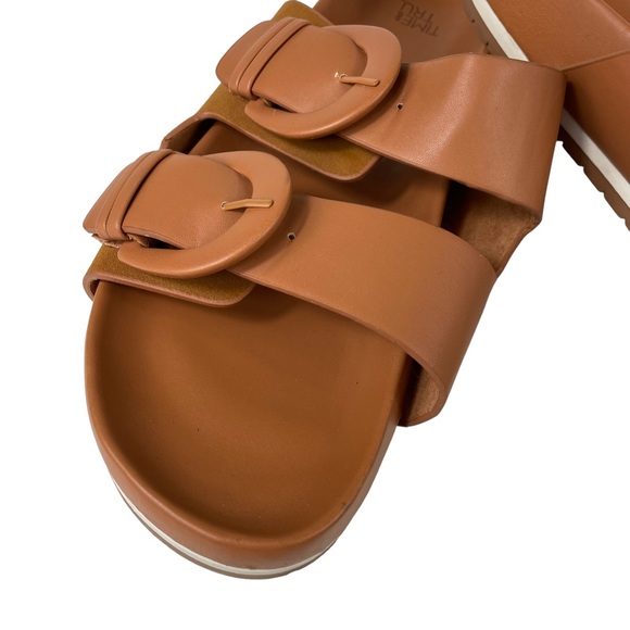 Time and Tru Brown Vegan Leather Buckle Strap Sz 10 Summer Beach Slip-on Sandals - Picture 3 of 16